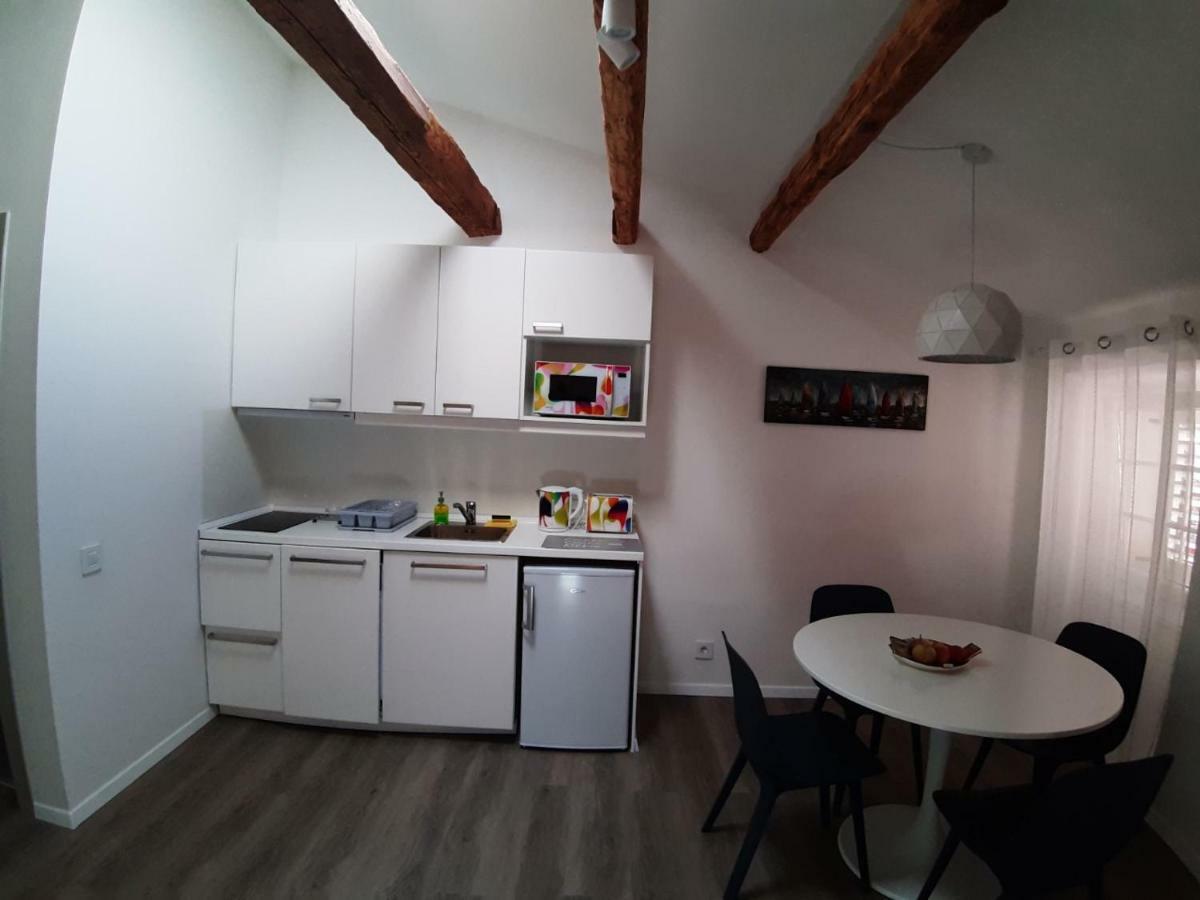 רוביני Sea Apartment Carera מראה חיצוני תמונה
